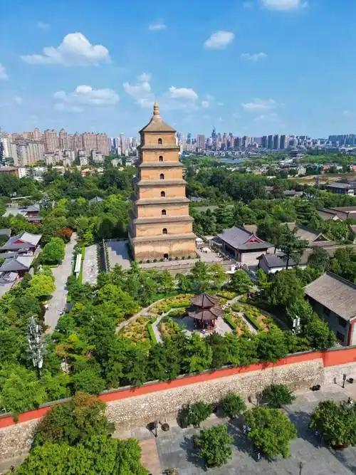 What language is spoken in Xi’an?
